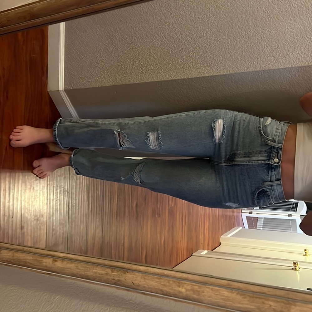 High rise mom jeans size small
